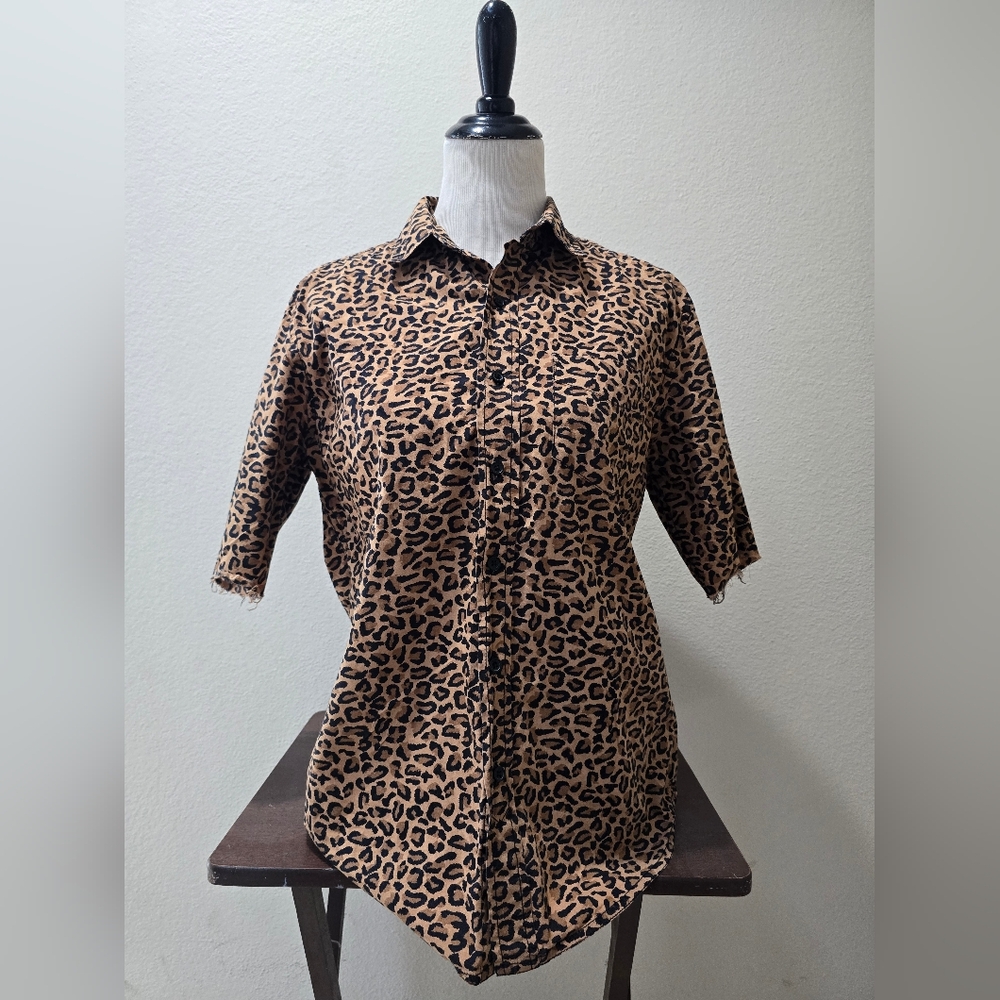Men's Leopard Print Casual Button Down Shirt